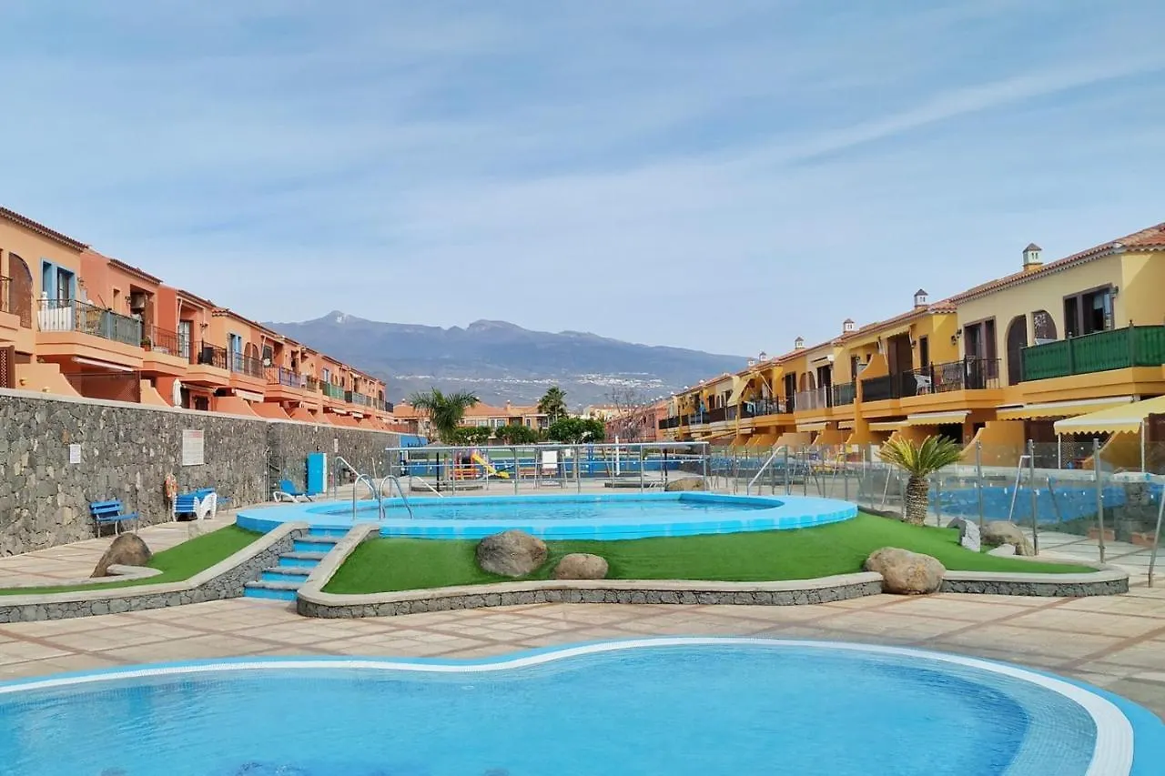 Yellow! Apartment Costa Del Silencio Spain